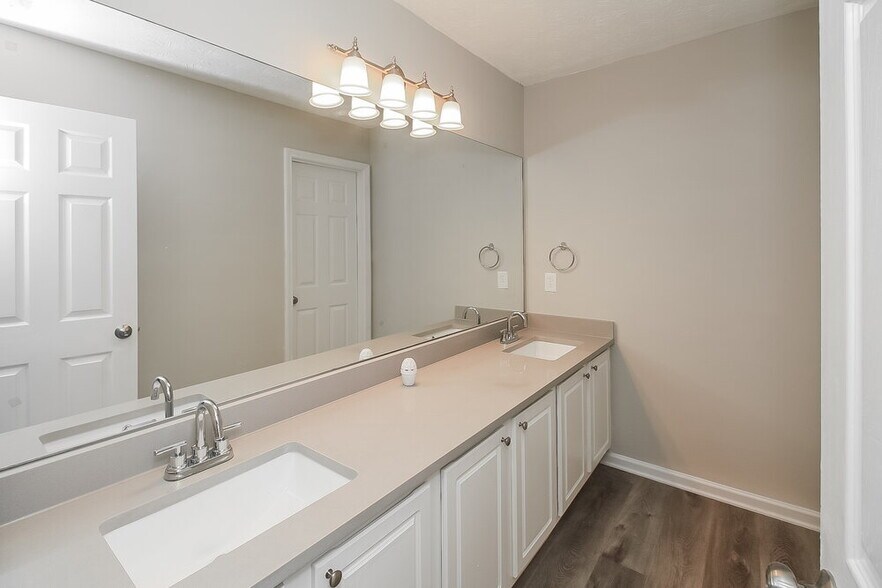 Building Photo - 2110 Liberty Heights