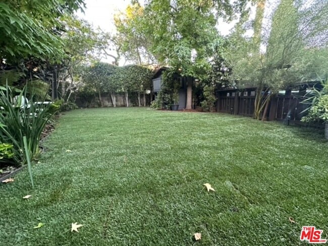 Building Photo - 2506 28th St