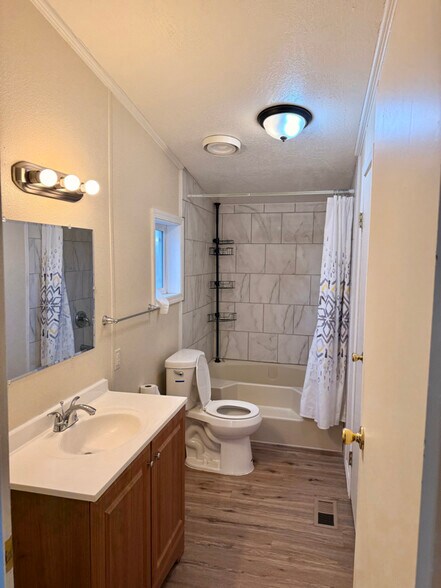 Building Photo - 2963 Rd S SW