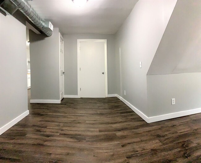 Building Photo - 624/626 Oak Street