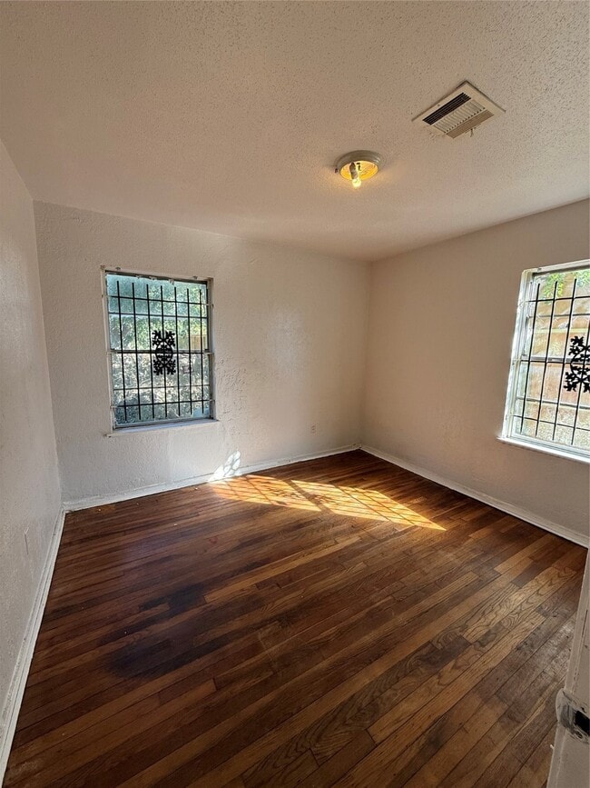 Building Photo - 5411 Bellfort Ct