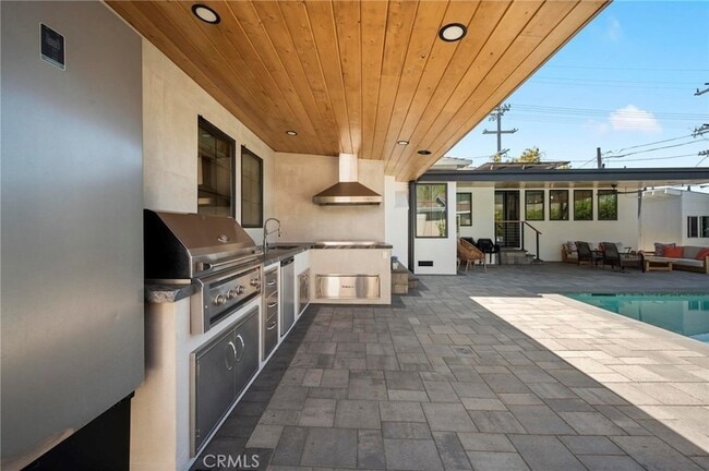 Building Photo - 7911 Hillrose St