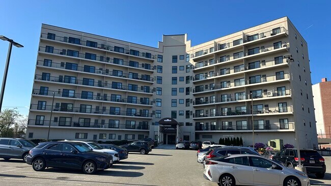 Building Photo - 133 Commander Shea Blvd
