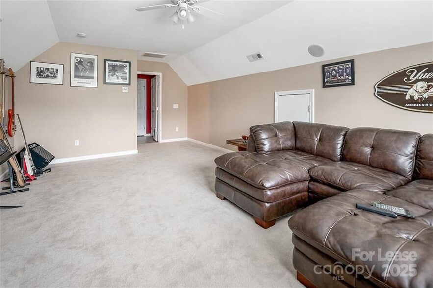 Building Photo - 7038 Church Wood Ln