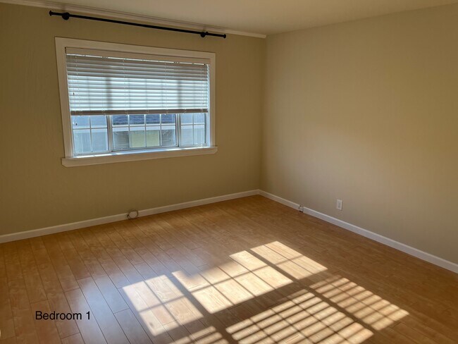 Building Photo - 1807 Bara Rd