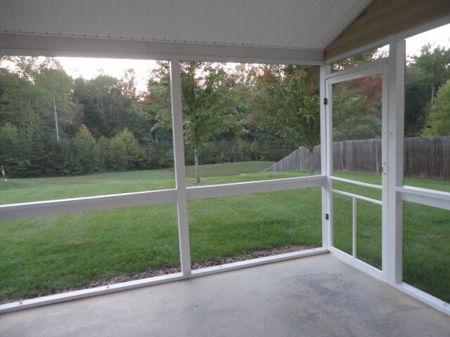 Building Photo - 4461 Garden Club St