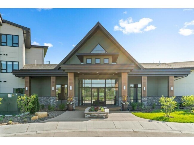 Building Photo - 1 Hill Farm Rd