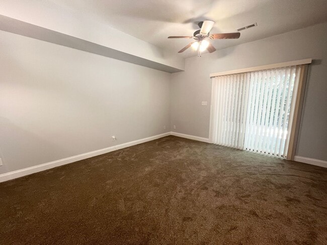 Building Photo - 414 Harbor Bay Dr