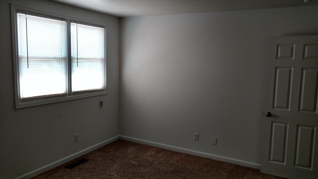 Building Photo - Apartment next to Bill Snyder Family Stadi...