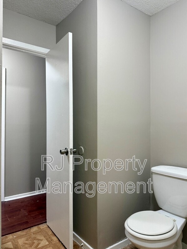 Building Photo - 3486 Meier Dr