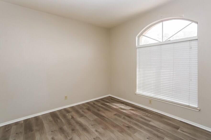Building Photo - 4943 Monte Del Sol Ln