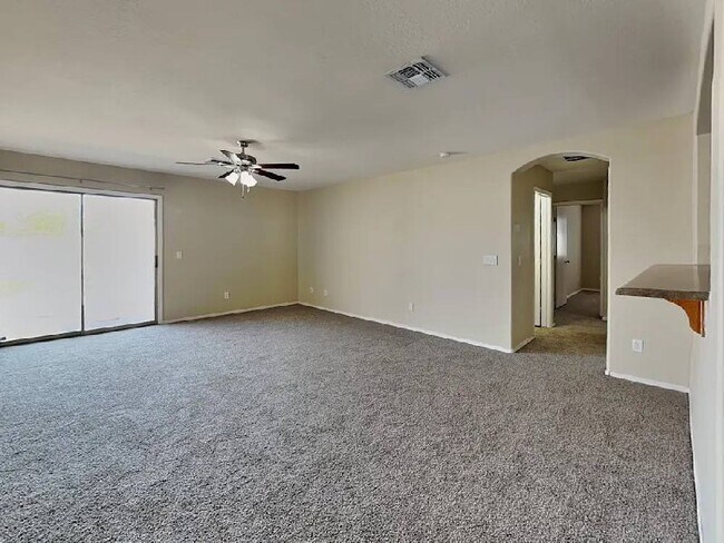 Building Photo - 1618 E Harwell Rd