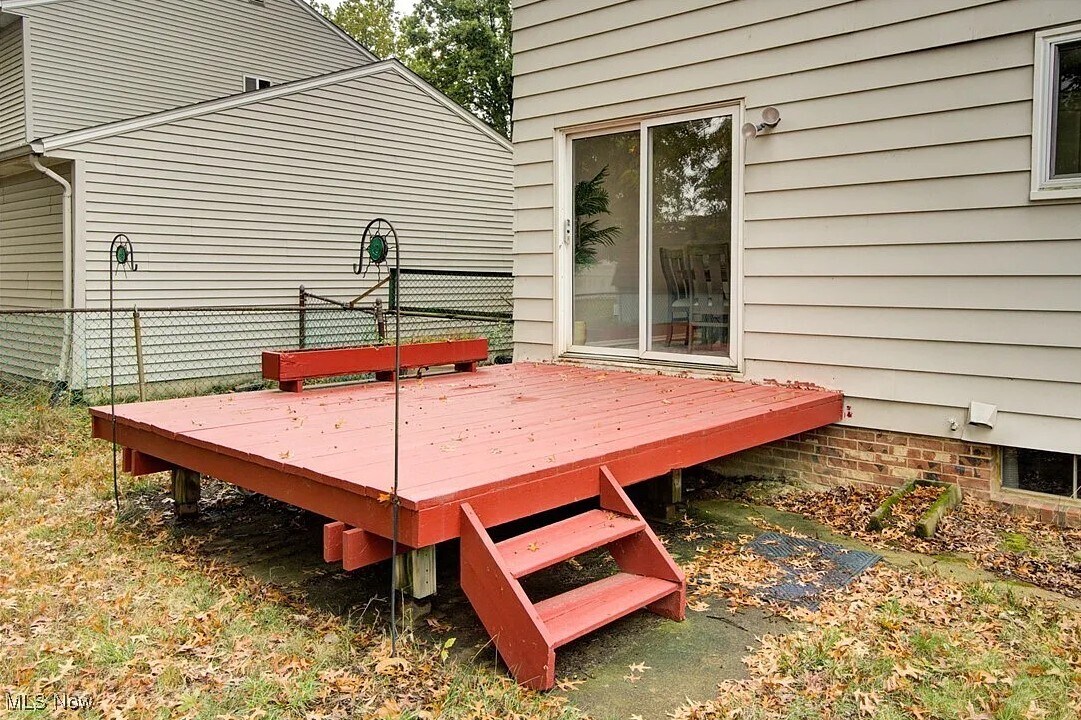 Building Photo - 38109 Poplar Dr