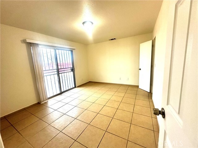 Building Photo - 10918 Maya St