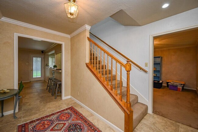 Building Photo - 11503 Briar Rose Dr