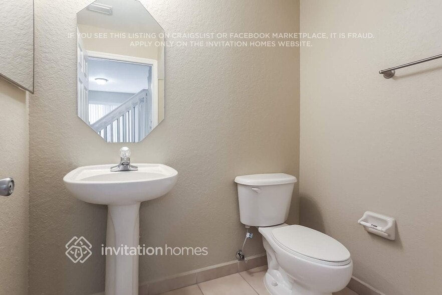 Building Photo - 10781 NW 80th Ln