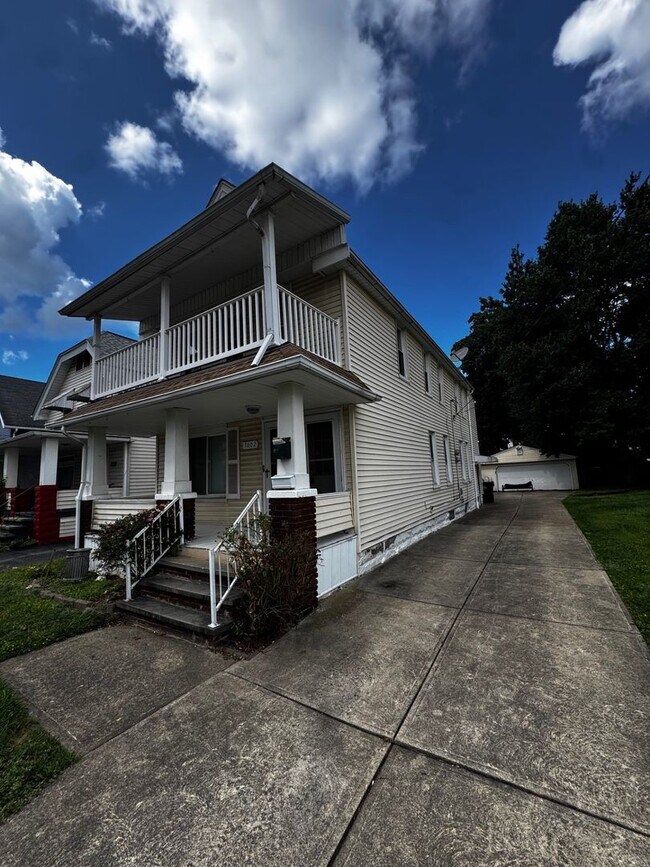 Building Photo - 7602 Wentworth Ave