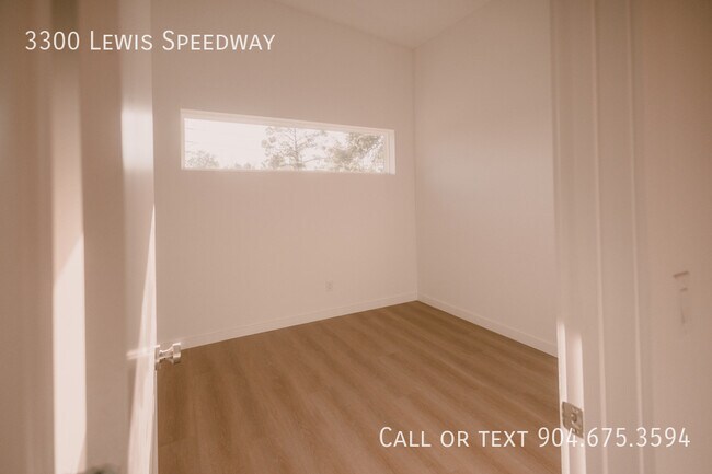 Building Photo - 3300 Lewis Speedway