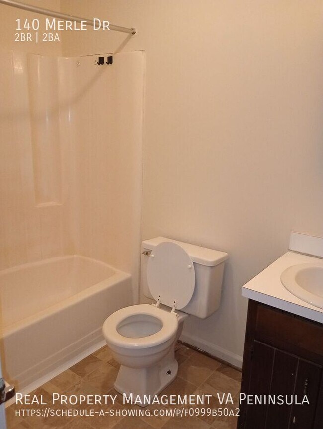 Building Photo - 140 Merle Dr