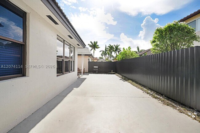Building Photo - 16082 SW 68th Terrace