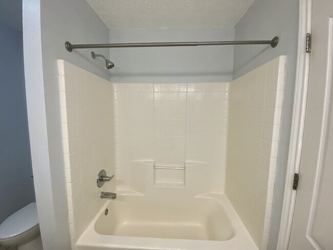 Building Photo - Spectacular 4 Bed 2 Bath in South Lubbock! Cooper School District!