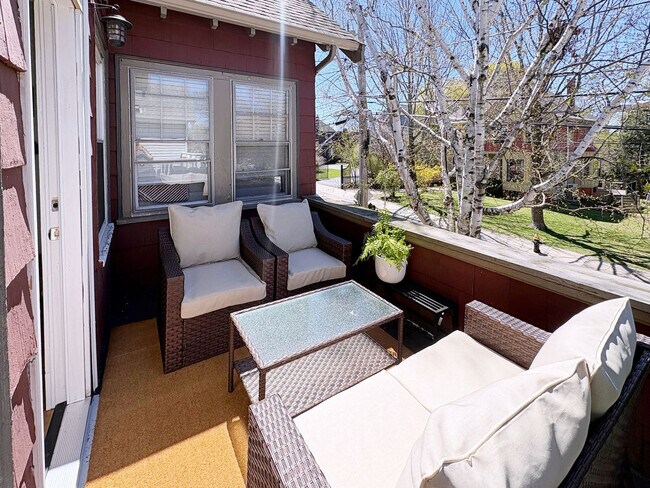 Building Photo - 247 Savin Hill Ave
