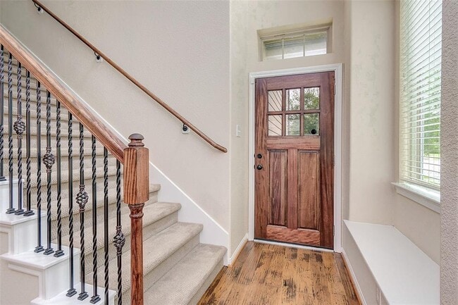 Building Photo - 16 Cheswood Manor Court