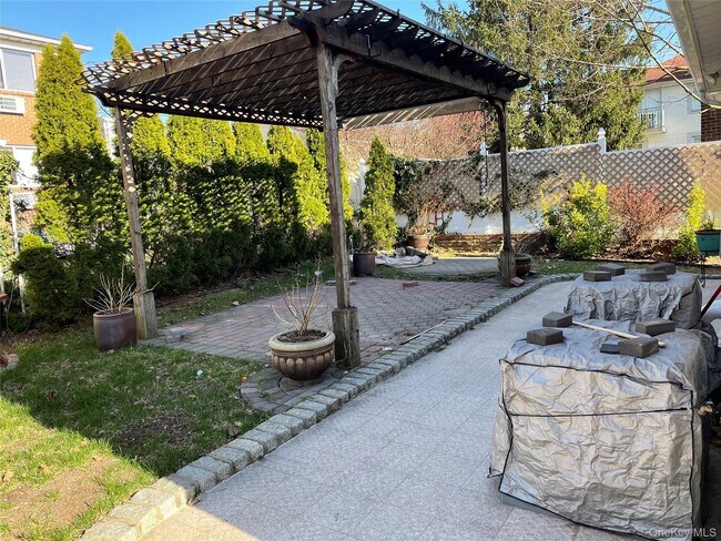 Building Photo - 64-57 230th St