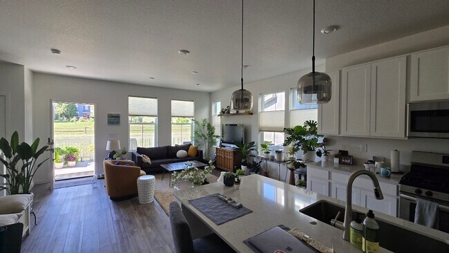 Building Photo - Charming 3BR Townhouse in Lafayette