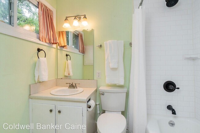 Building Photo - 3 br, 2 bath House - 614 Parkins Mill Rd