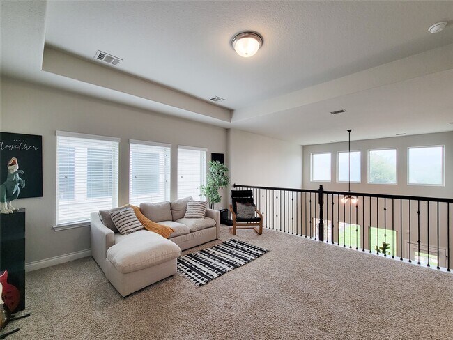 Building Photo - 16030 Muster Oak Dr
