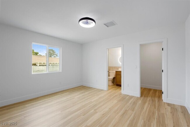 Building Photo - 7724 Rancho Destino Rd