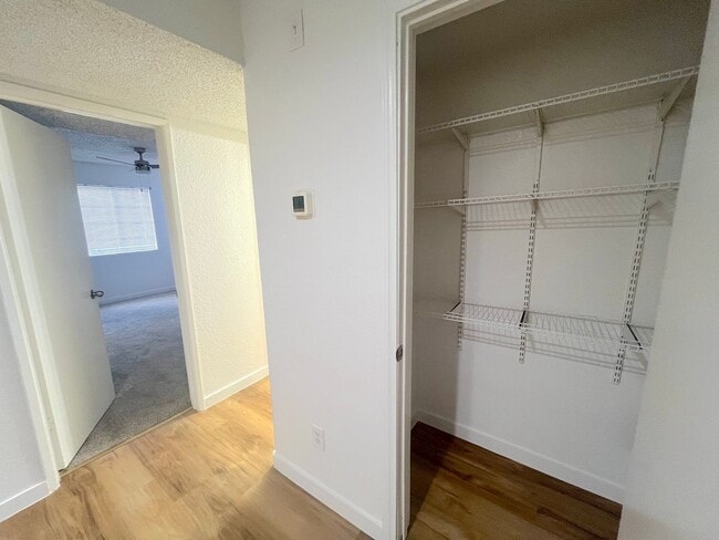 Building Photo - GORGEOUS 1BED/1BATH GROIND FLOOR UNIT CONDO