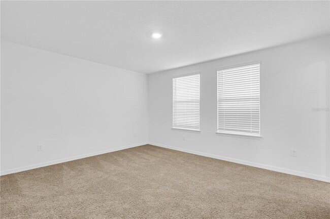 Building Photo - 16329 LAKELET Aly