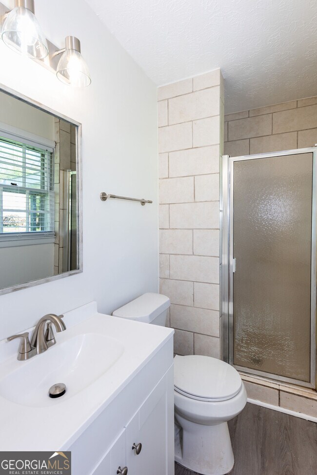 Building Photo - 6551 Bussell Way