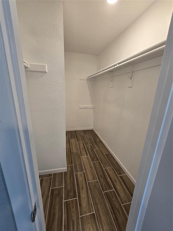 Building Photo - 13351 Water Oak Ln