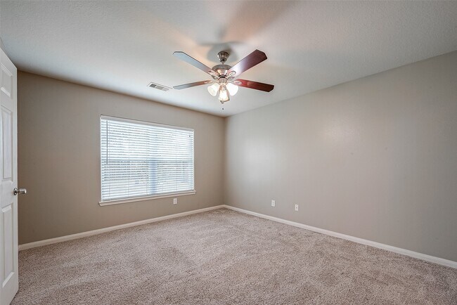 Building Photo - 26915 Teal Bayou Ln