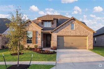 Building Photo - 9012 Violet Dr