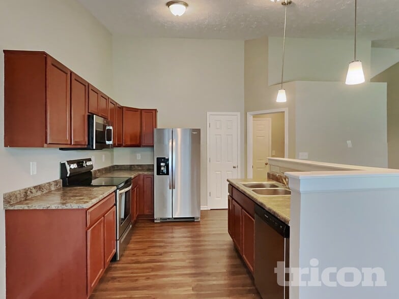 Building Photo - 7536 Miesha Ct