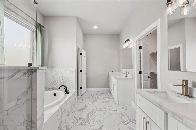 Building Photo - 5401 Arroyo Trail