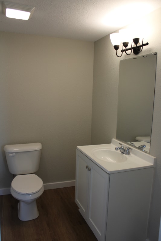 Building Photo - 419 S Clay St