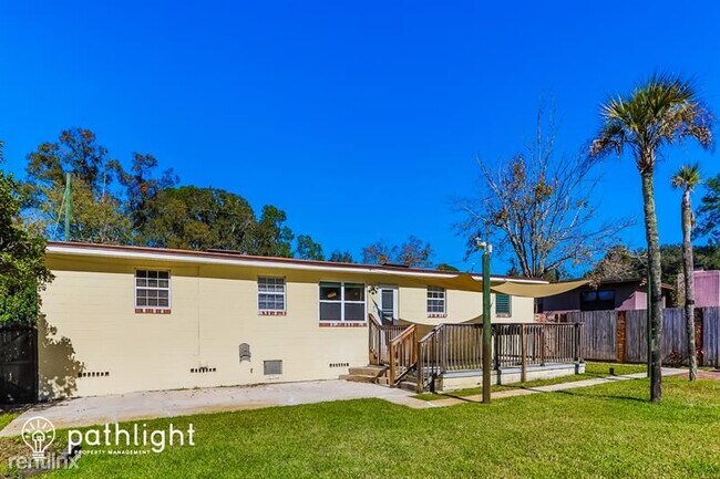 Building Photo - 3 br, 1 bath House - 7120 Sans Souci Rd UNIT