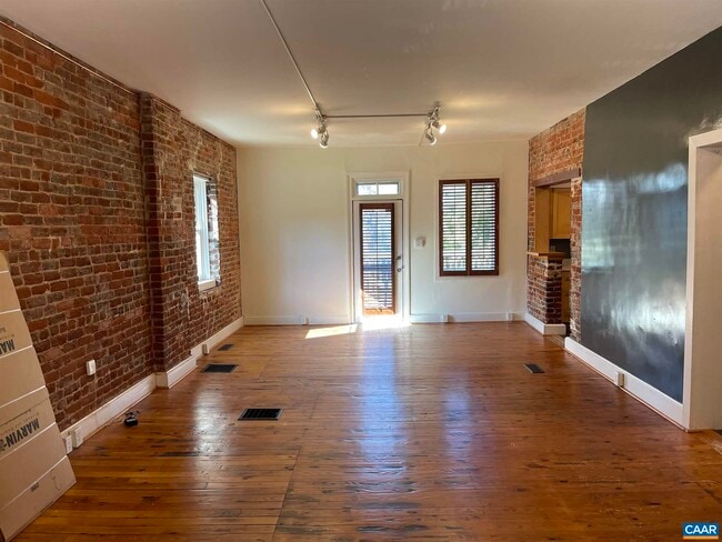 Building Photo - 311 5th St SW