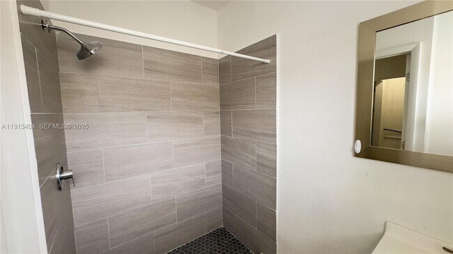 Building Photo - 1176 NW 48th St