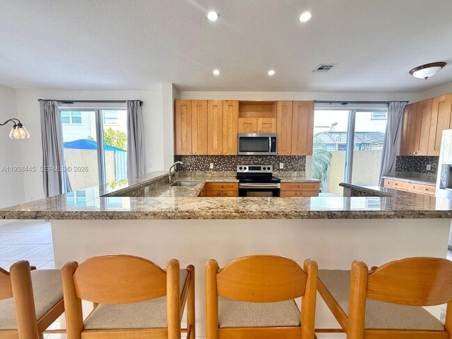 Building Photo - 1355 NW 154th Ln