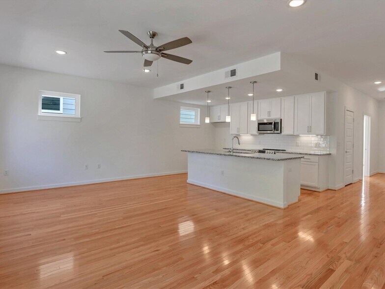 Refrigerator included - 1215 Bainbridge St