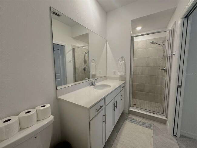 Building Photo - 14201 Heritage Landing Blvd