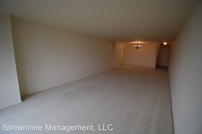 Building Photo - 1 br, 1 bath House - 5101 River Rd #1410