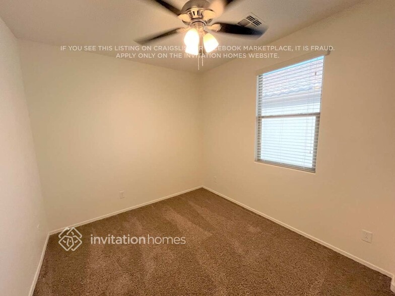 Building Photo - 17950 W Tina Ln