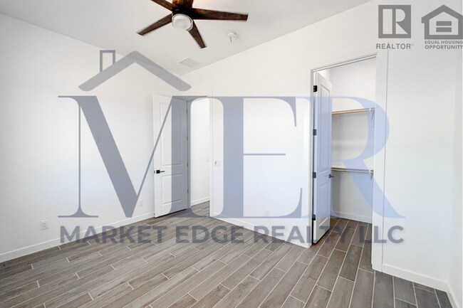 Building Photo - 3Bed/2Bath Home in North Scottsdale! Ready...